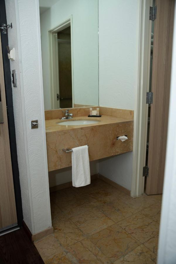 Fato Hotel Керетаро Екстер'єр фото